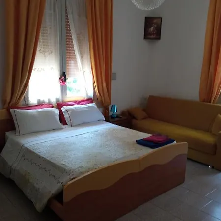 ベッド・アンド・ブレックファスト Fiera Otto