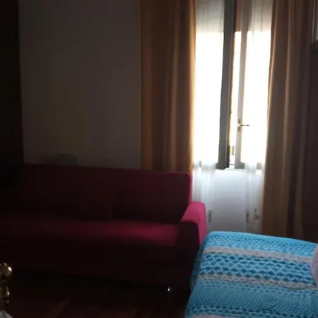 Oda ve Kahvaltı Fiera Otto 3*