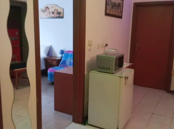 Fiera Otto 3* بولونيا